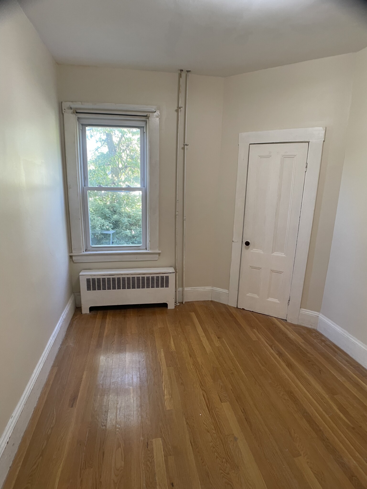 2 bed, 1 bath apartment for rent at 23 Harrison St Unit 1, Ward Two — photo 11 of 16