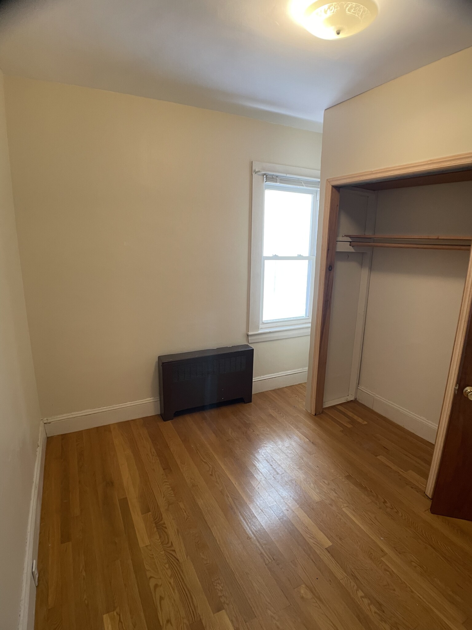 2 bed, 1 bath apartment for rent at 23 Harrison St Unit 1A, Ward Two — photo 15 of 17