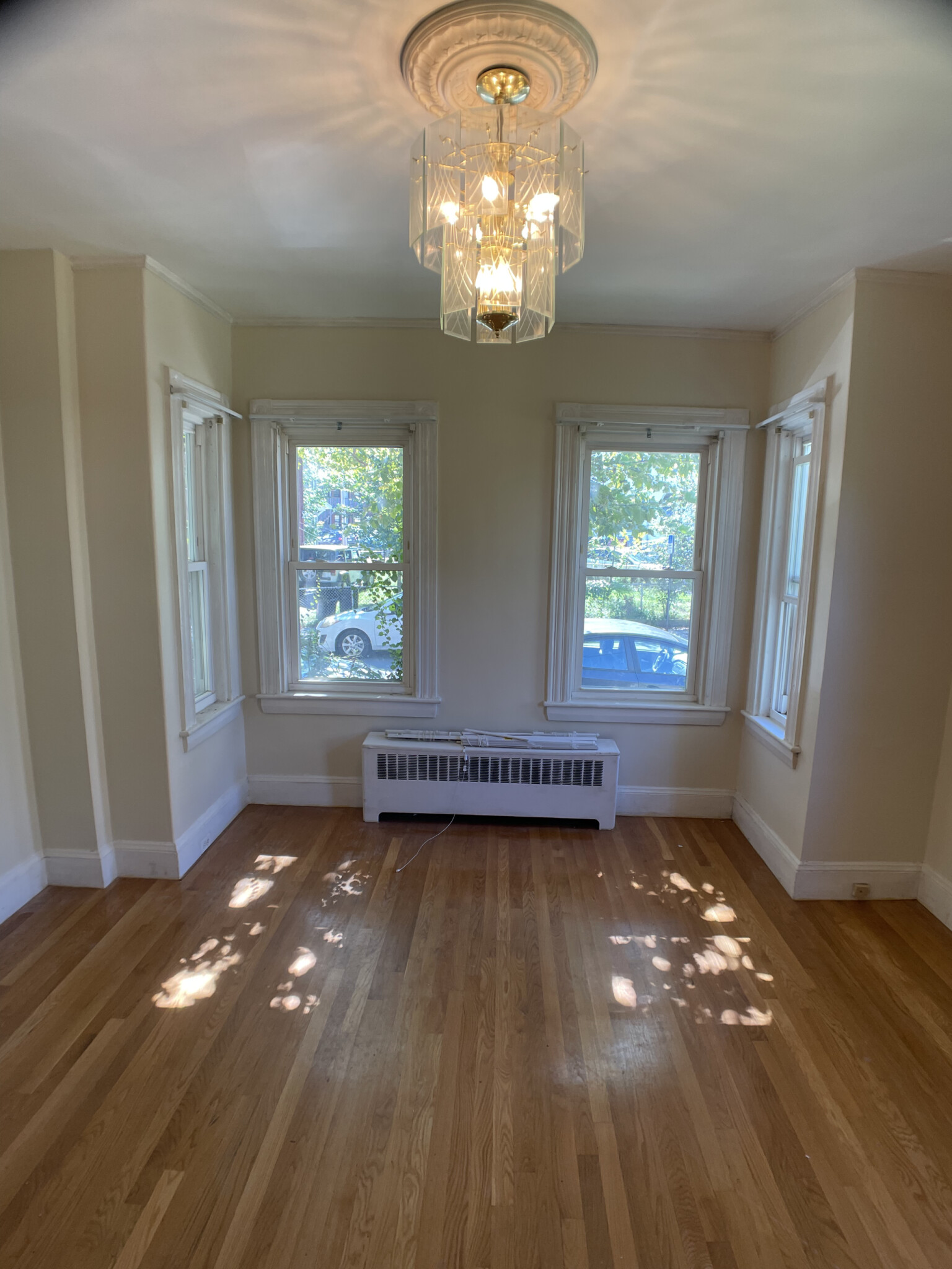 2 bed, 1 bath apartment for rent at 23 Harrison St Unit 1A, Ward Two — photo 9 of 17