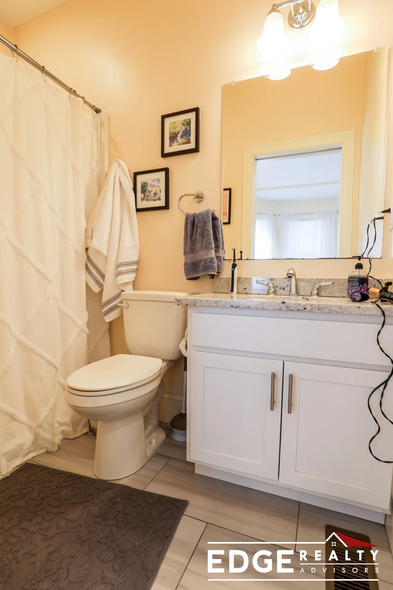 3 bed, 2 bath apartment for rent at 23 Higgins St Unit 1, Brighton — photo 7 of 12