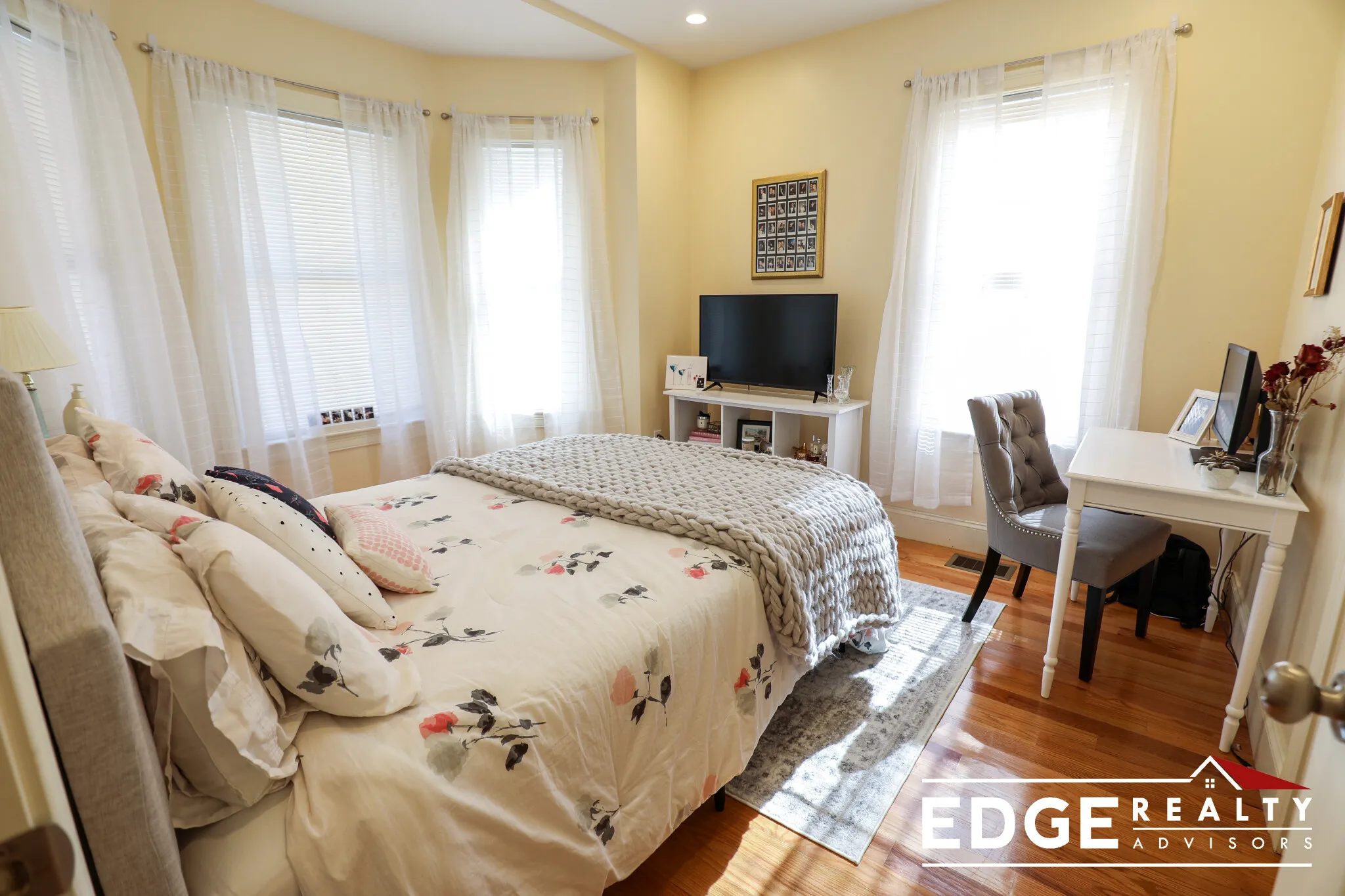 3 bed, 2 bath apartment for rent at 23 Higgins St Unit 1, Brighton — photo 5 of 12