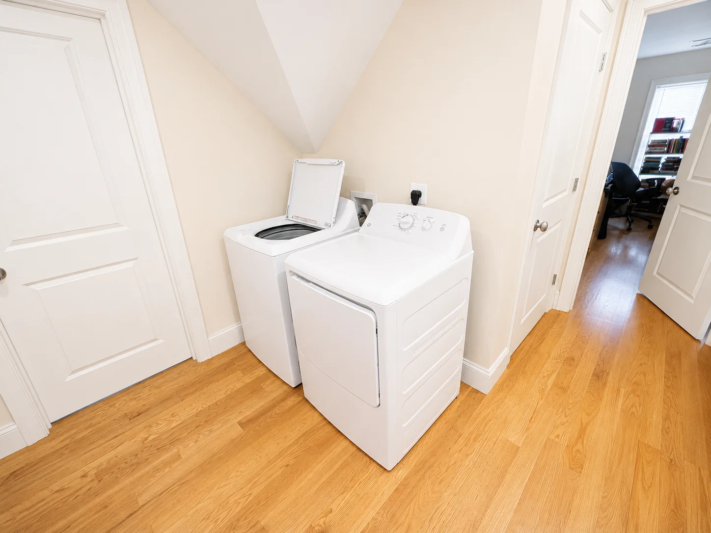 4 bed, 2 bath apartment for rent at 23 Higgins St Unit 2, Allston — photo 8 of 8