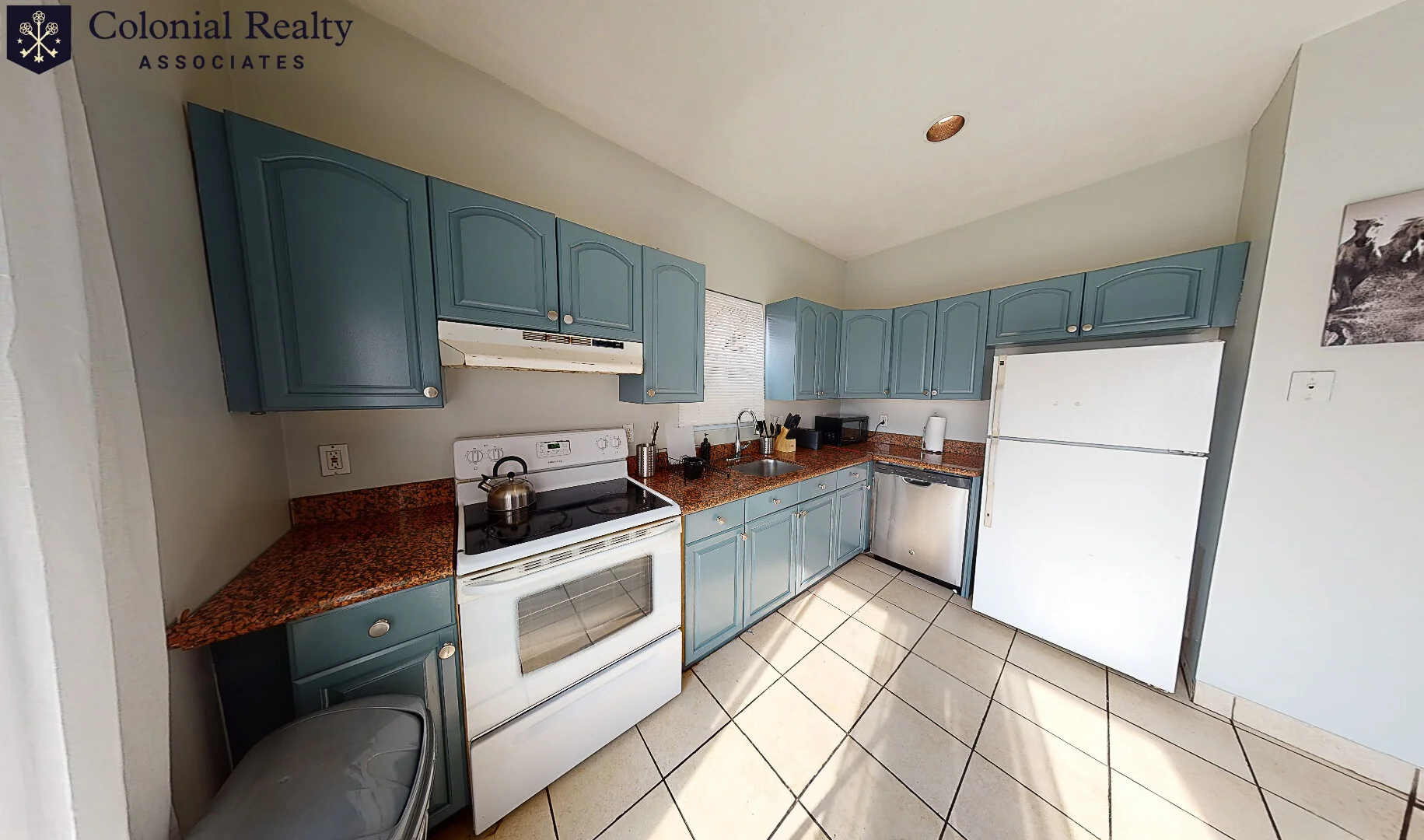4 bed, 2 bath apartment for rent at 23 Highgate St Unit 2, Allston — photo 17 of 37
