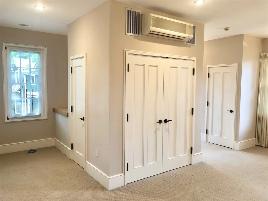 Studio bed, 1 bath apartment for rent at 23 Highland St Unit A, West Cambridge — photo 6 of 9