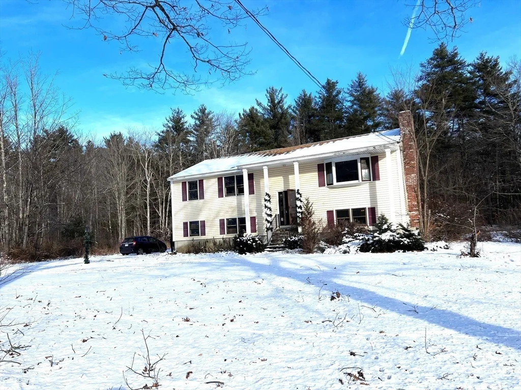 3 bed, 2 bath apartment for rent at 23 Hospital Rd, Templeton — photo 20 of 20