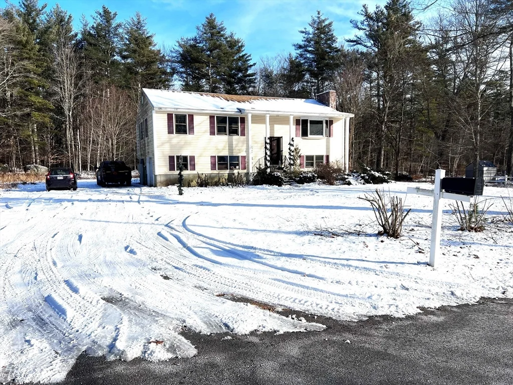 3 bed, 2 bath apartment for rent at 23 Hospital Rd, Templeton — photo 1 of 20
