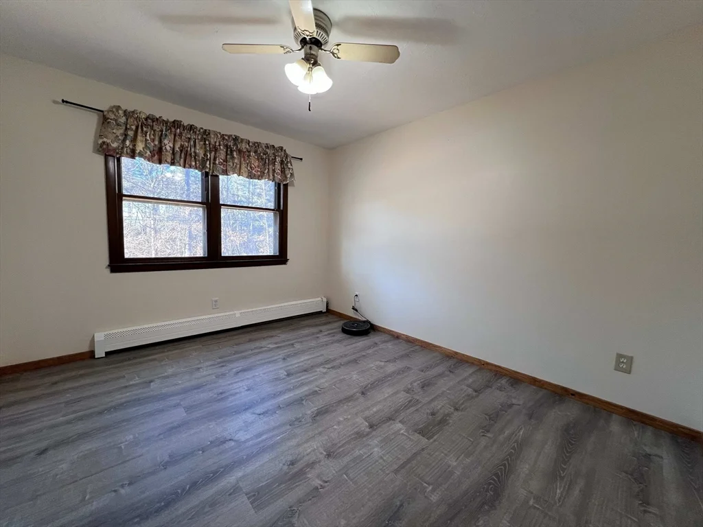 3 bed, 2 bath apartment for rent at 23 Hospital Rd, Templeton — photo 8 of 20