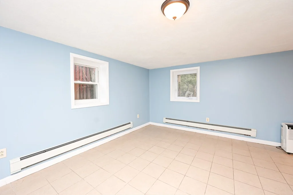1 bed, 1 bath apartment for rent at 23 Hudson St Unit LL, Milton — photo 11 of 16