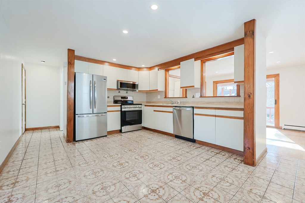 2 bed, 1 bath apartment for rent at 23 Hunt St Unit C, Nashua — photo 6 of 25
