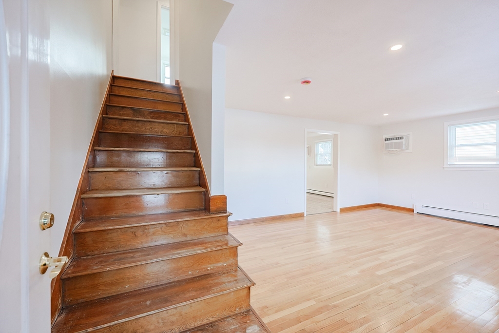 2 bed, 1 bath apartment for rent at 23 Hunt St Unit C, Nashua — photo 3 of 25