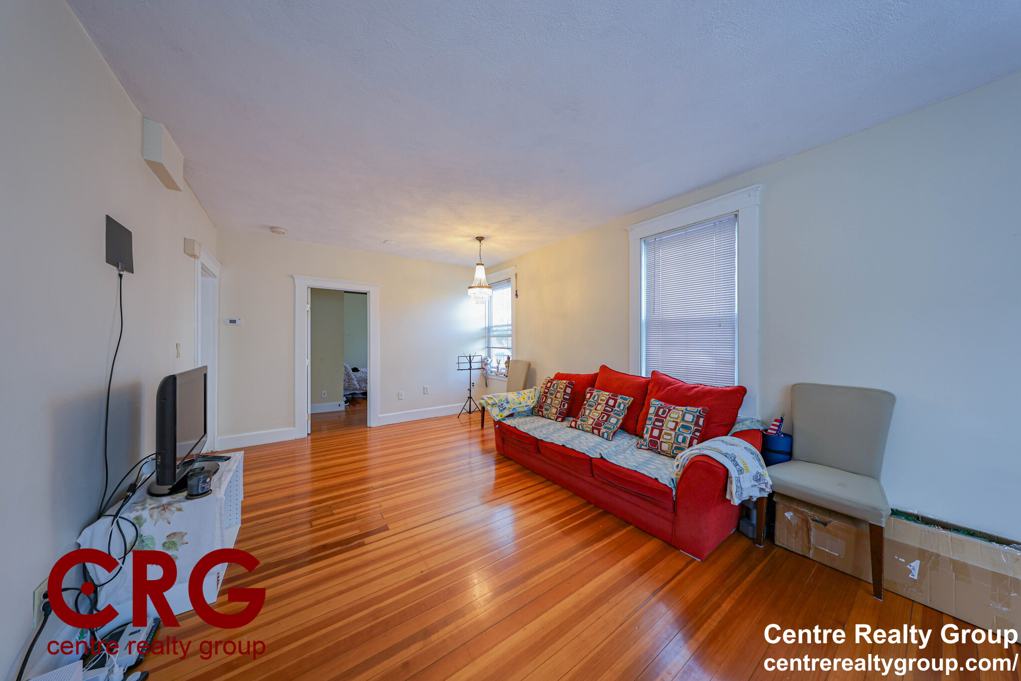 3 bed, 2 bath apartment for rent at 23 Indiana Ter Unit 1, Newton Upper Falls — photo 2 of 23