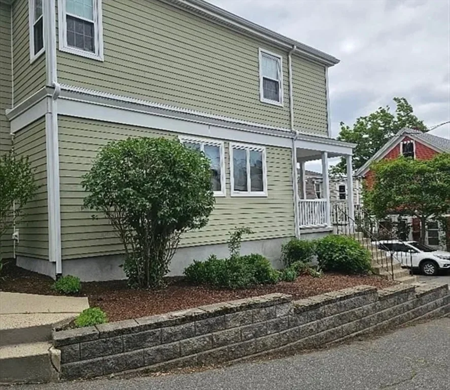 2 bed, 1 bath apartment for rent at 23 Ingalls Unit 1, Swampscott — photo 21 of 26