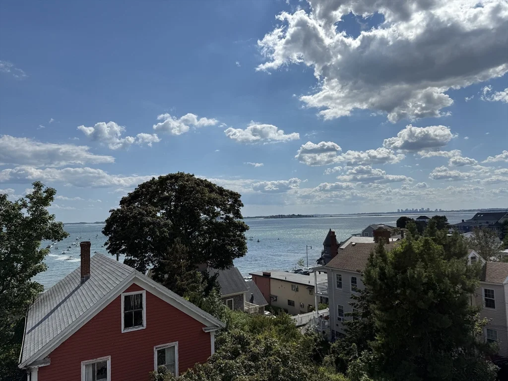 3 bed, 1 bath apartment for rent at 23 Ingalls Unit 2, Swampscott — photo 16 of 24