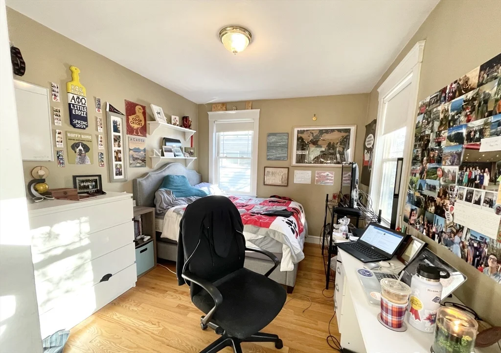 4 bed, 3 bath apartment for rent at 23 Iroquois Unit Street, Mission Hill — photo 8 of 16