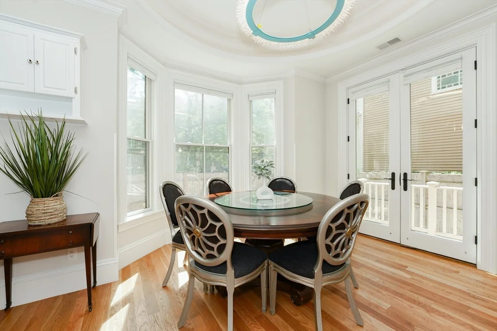 4 bed, 4+ bath apartment for rent at 23 Irving St Unit 1, Mid Cambridge — photo 6 of 20