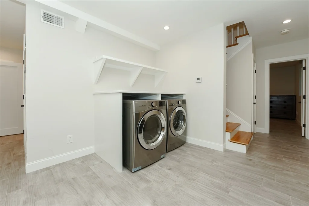 4 bed, 4+ bath apartment for rent at 23 Irving St Unit 1, Mid Cambridge — photo 19 of 20