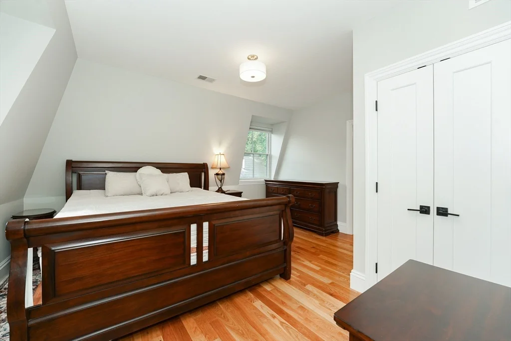 4 bed, 4+ bath apartment for rent at 23 Irving St Unit 1, Mid Cambridge — photo 15 of 20