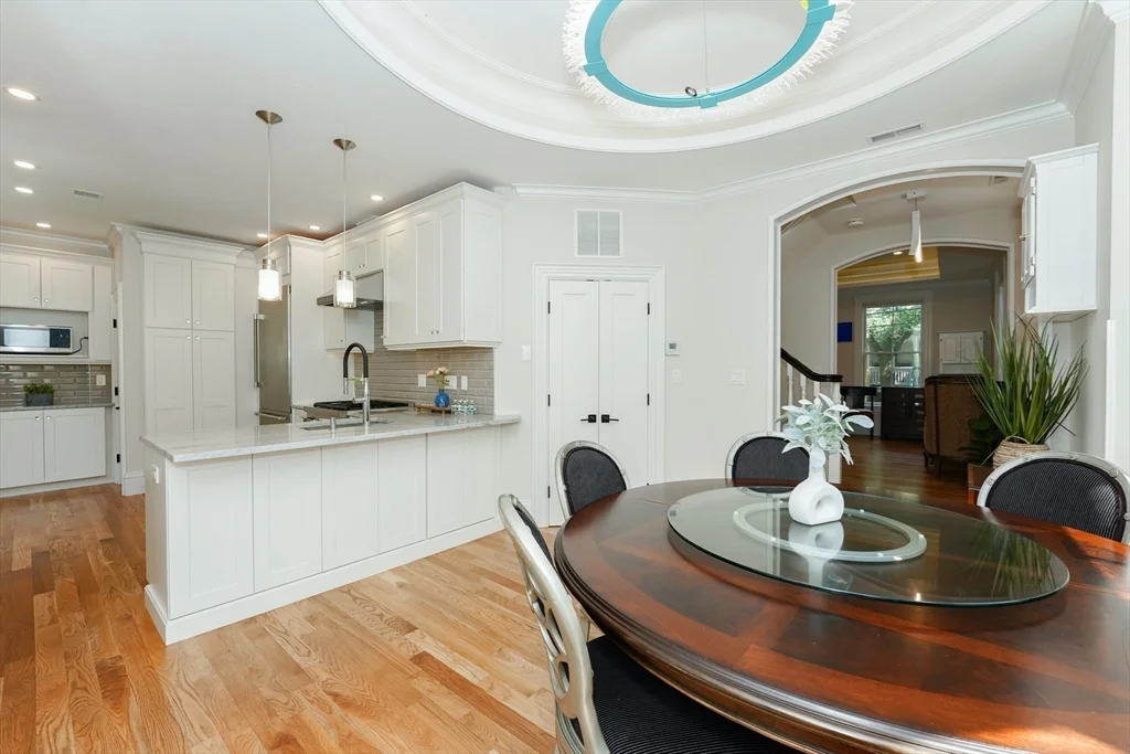 4 bed, 4+ bath apartment for rent at 23 Irving St Unit 1, Mid Cambridge — photo 5 of 20