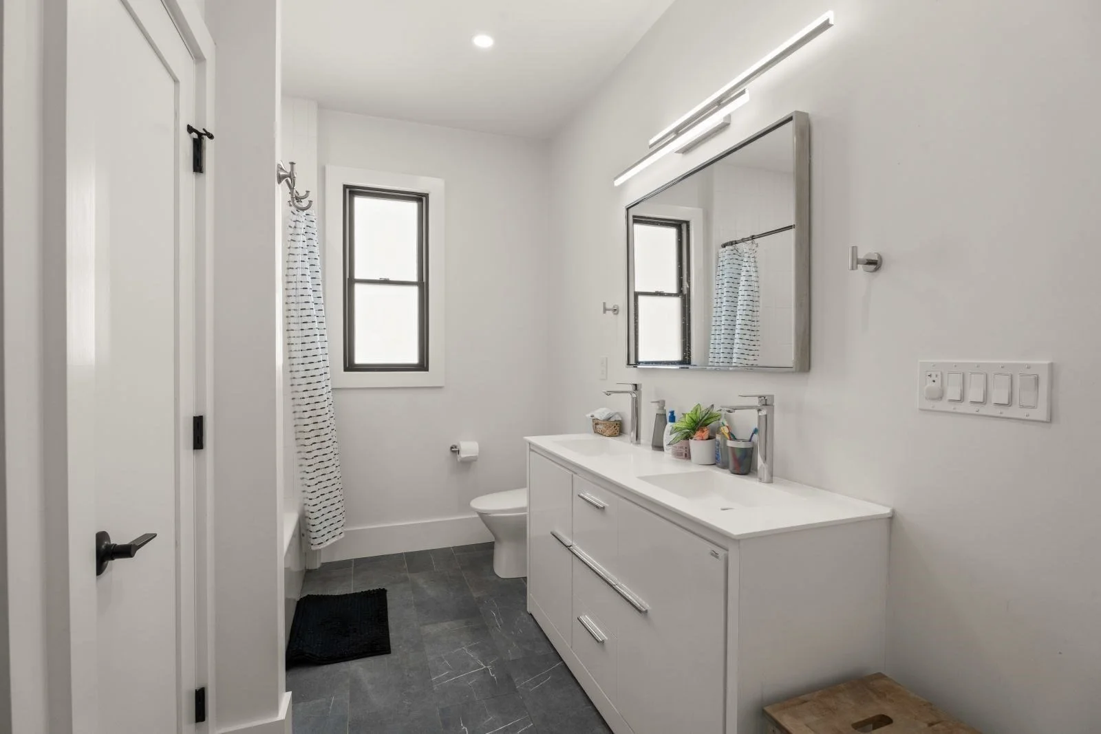 4 bed, 3 bath apartment for rent at 23 Jaques St Unit B, Winter Hill — photo 21 of 42
