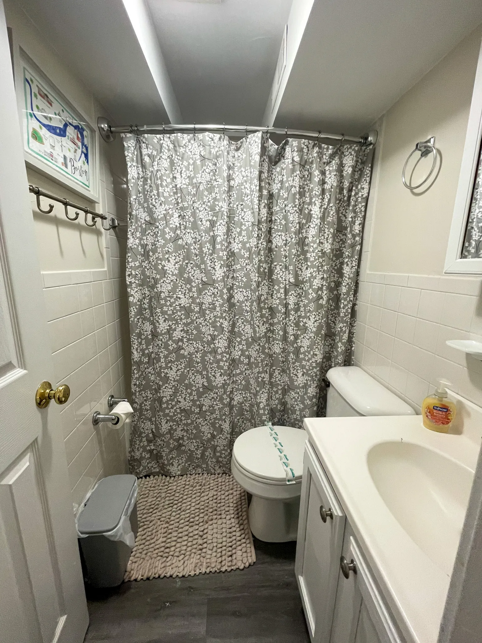 2 bed, 1.5 bath apartment for rent at 23 Jay St Unit 3, Riverside — photo 10 of 17