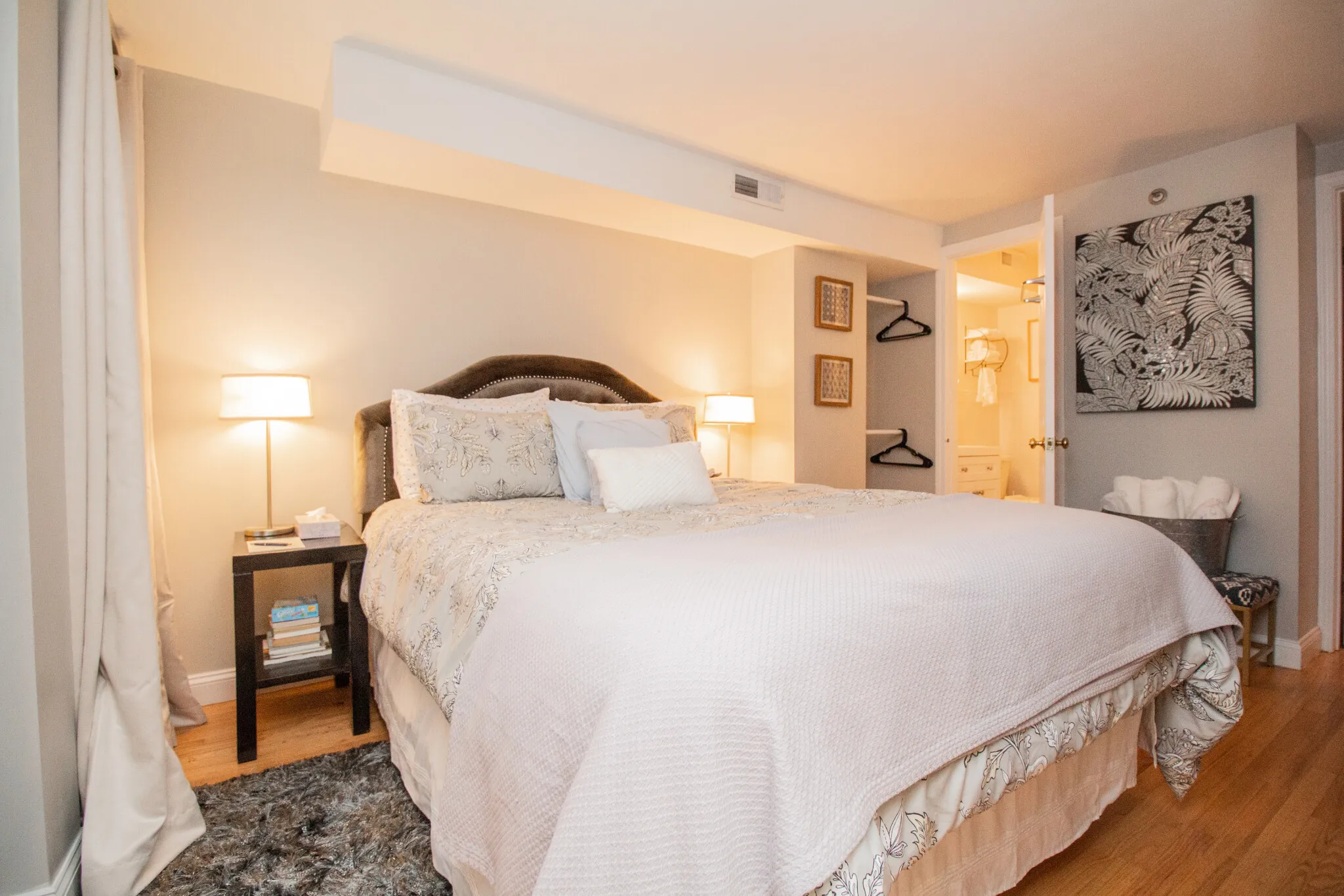 2 bed, 1.5 bath apartment for rent at 23 Jay St Unit B, Riverside — photo 24 of 37