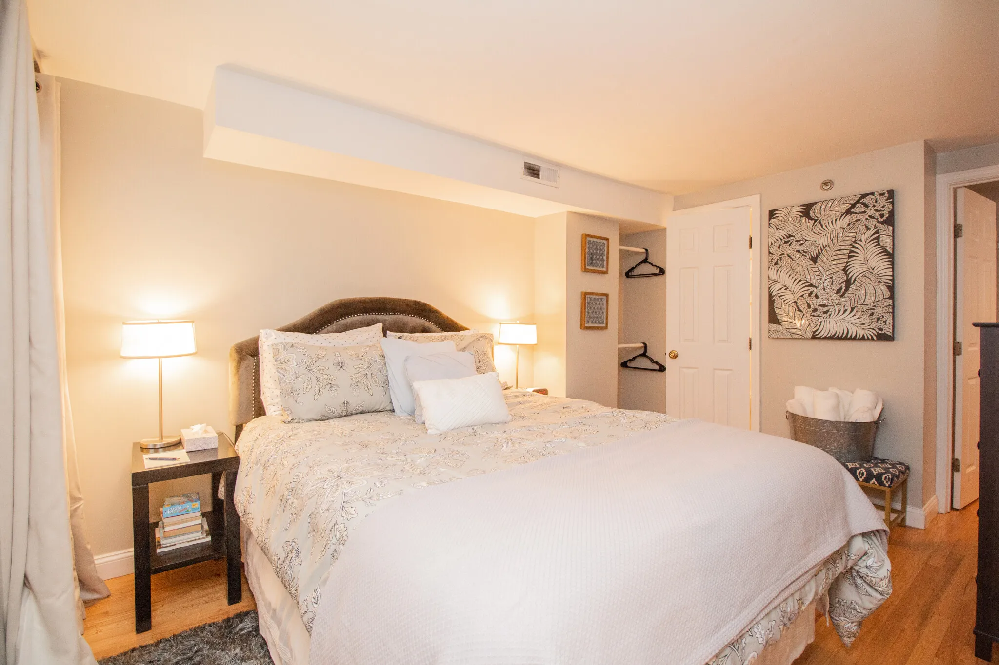 2 bed, 1.5 bath apartment for rent at 23 Jay St Unit B, Riverside — photo 21 of 37