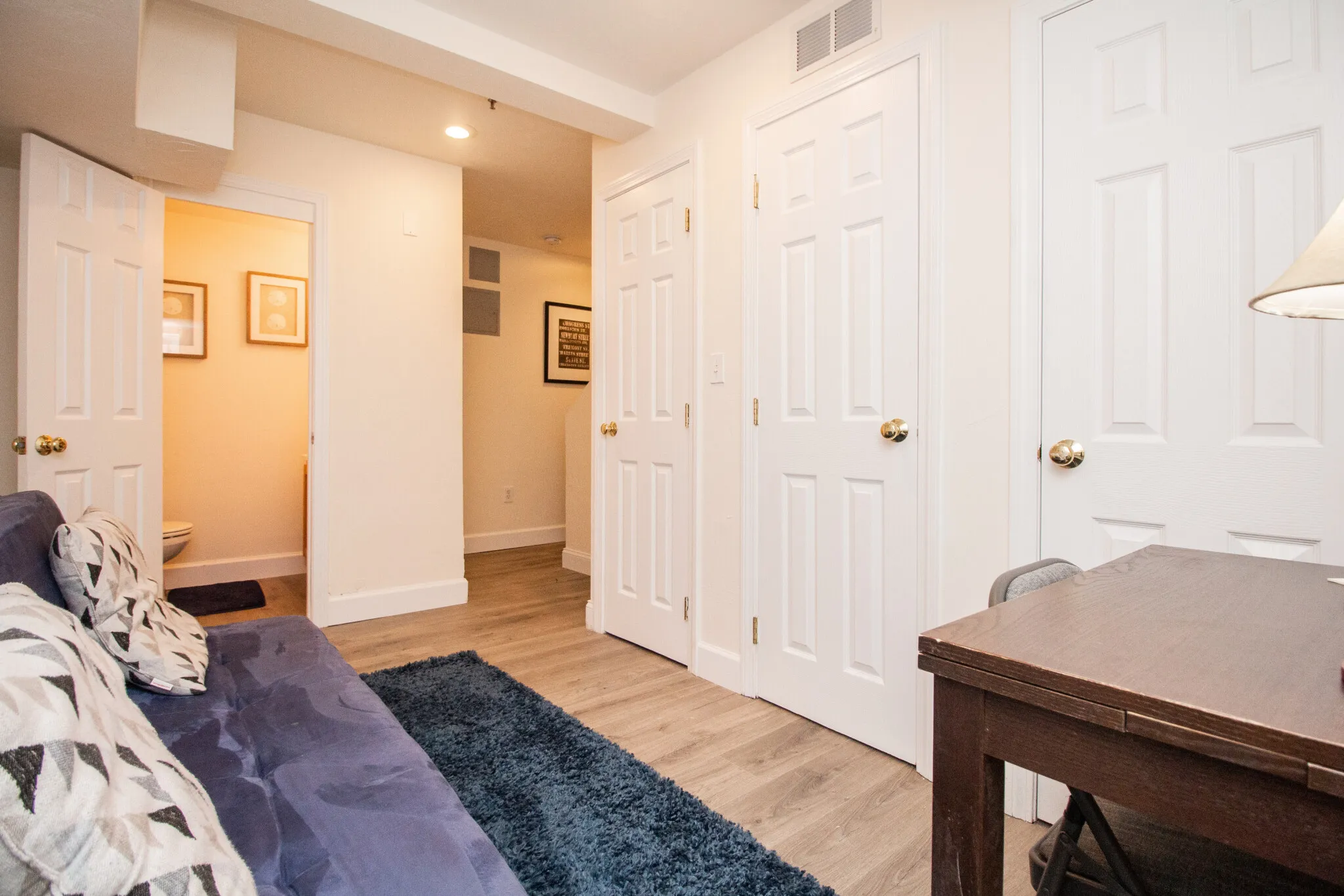 2 bed, 1.5 bath apartment for rent at 23 Jay St Unit B, Riverside — photo 13 of 37