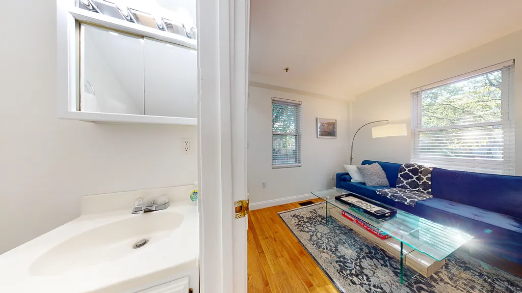 1 bed, 1.5 bath apartment for rent at 23 Jay St Unit D, Riverside — photo 10 of 20