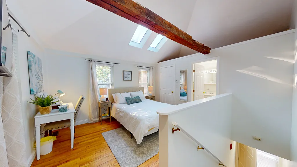 1 bed, 1.5 bath apartment for rent at 23 Jay St Unit D, Riverside — photo 12 of 20