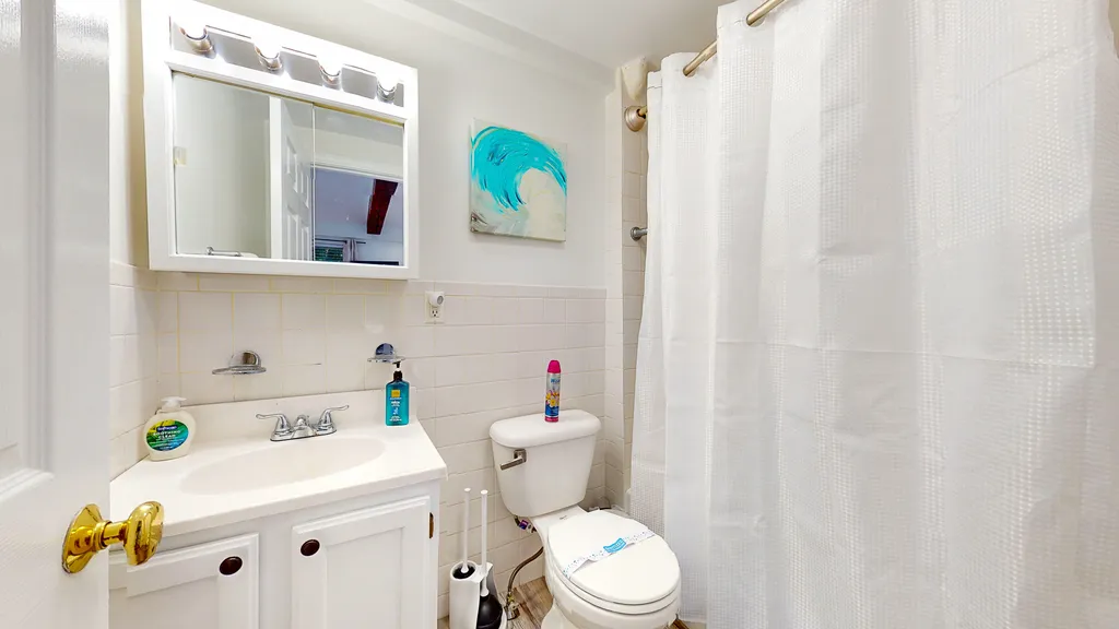 1 bed, 1.5 bath apartment for rent at 23 Jay St Unit D, Riverside — photo 14 of 20