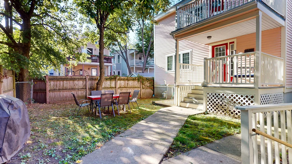 1 bed, 1.5 bath apartment for rent at 23 Jay St Unit D, Riverside — photo 20 of 20