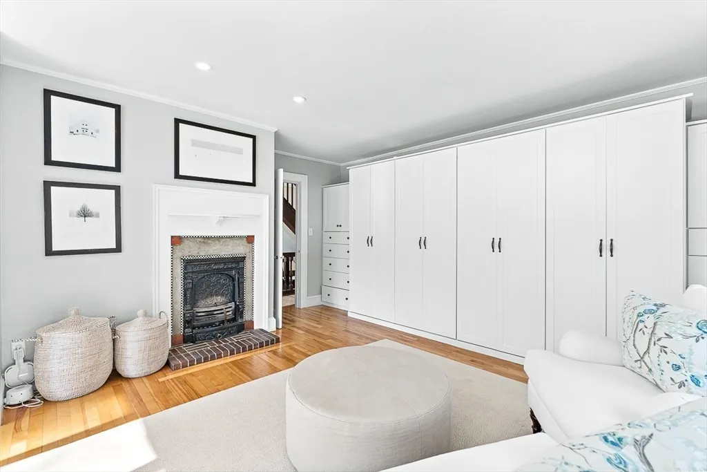 6 bed, 4+ bath apartment for rent at 23 Jefferson, Winchester Highlands — photo 20 of 41
