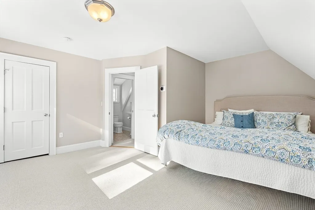6 bed, 4+ bath apartment for rent at 23 Jefferson, Winchester Highlands — photo 37 of 41