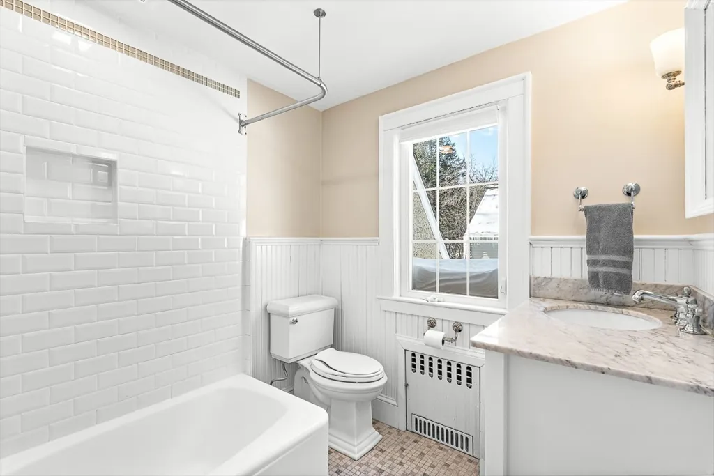 6 bed, 4+ bath apartment for rent at 23 Jefferson, Winchester Highlands — photo 30 of 41