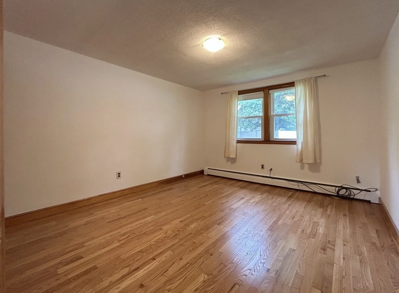 4 bed, 2 bath apartment for rent at 23 Jeffrey Rd, Turkey Hill — photo 8 of 19