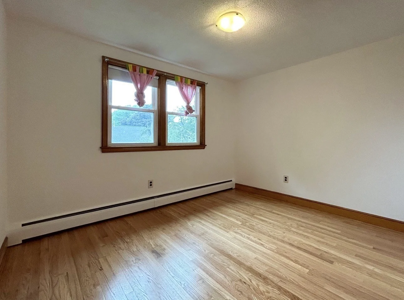 4 bed, 2 bath apartment for rent at 23 Jeffrey Rd, Turkey Hill — photo 9 of 19