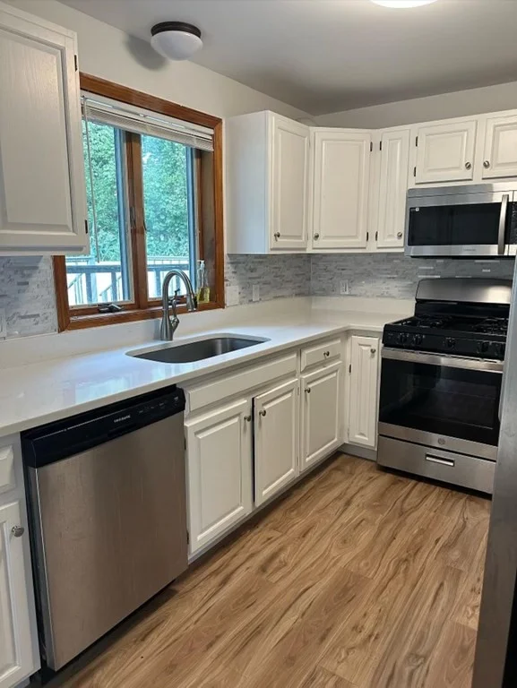 3 bed, 1 bath apartment for rent at 23 Kanawha Ave Unit 23, Agawam — photo 2 of 6