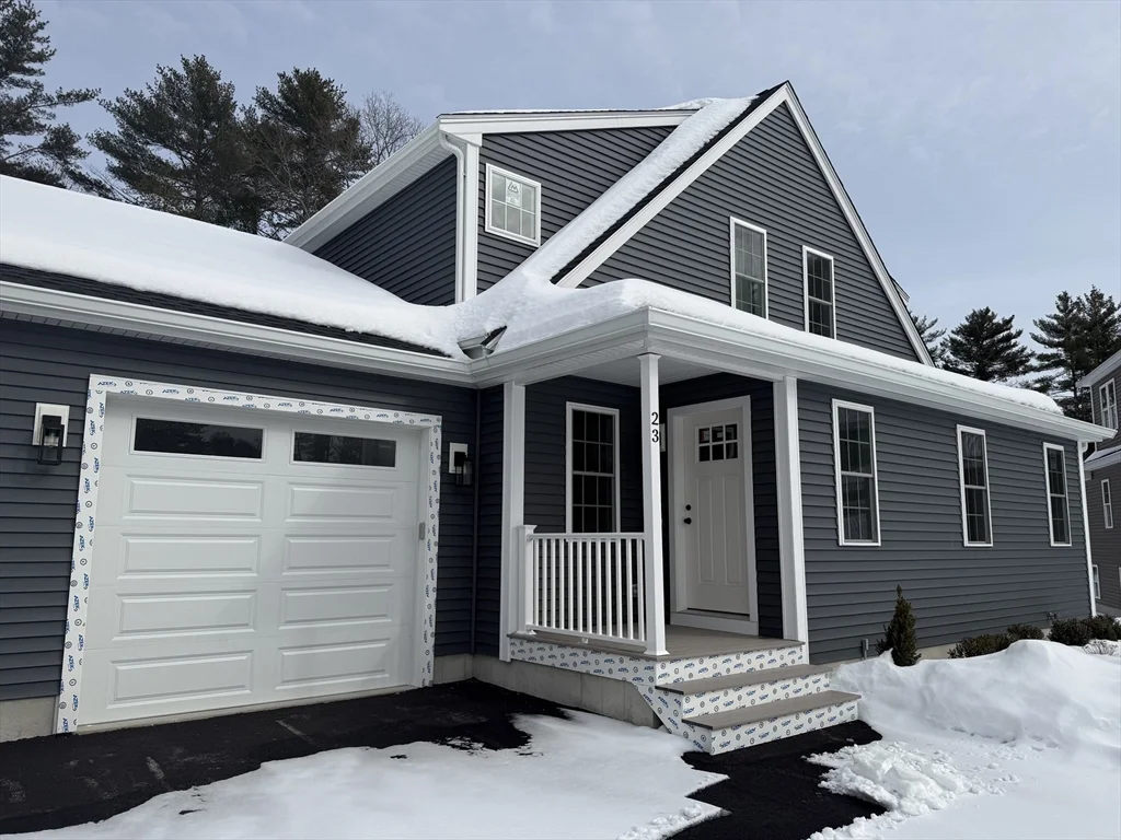 4 bed, 2 bath apartment for rent at 23 Kashmir's Way Unit 23, Middleboro — photo 30 of 32