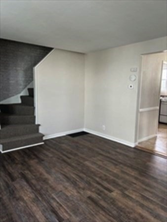 2 bed, 1 bath apartment for rent at 23 Keyes St Unit 1, Quincy — photo 6 of 7
