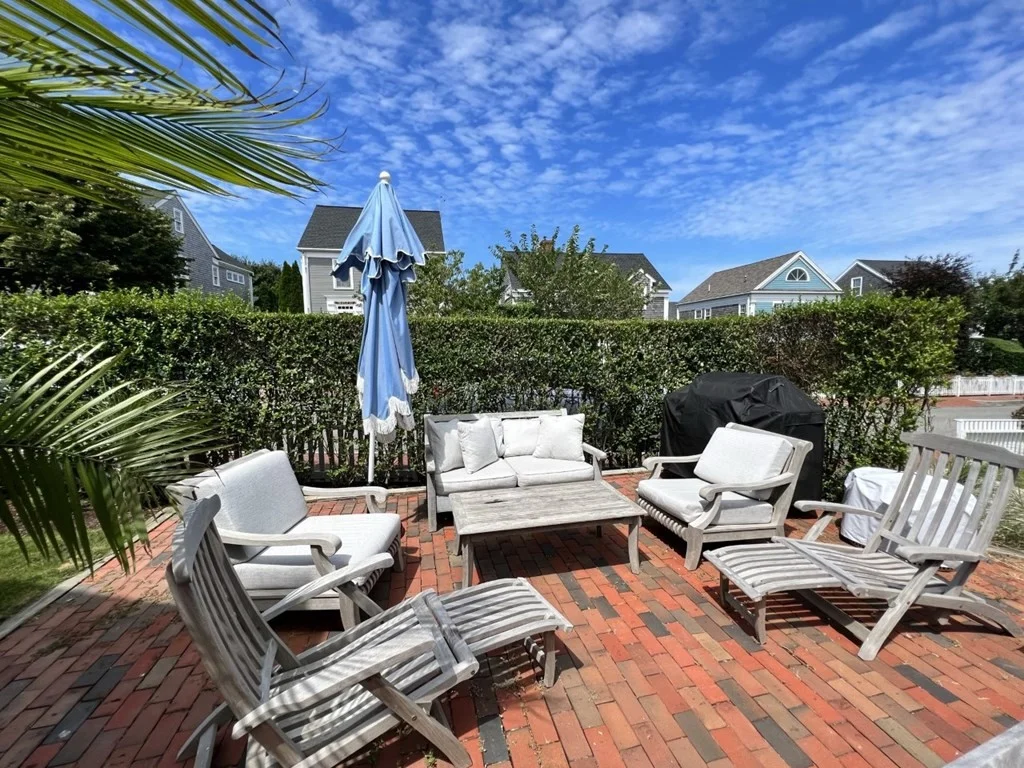 3 bed, 2 bath apartment for rent at 23 Kittiwake Ln, Nantucket — photo 36 of 36