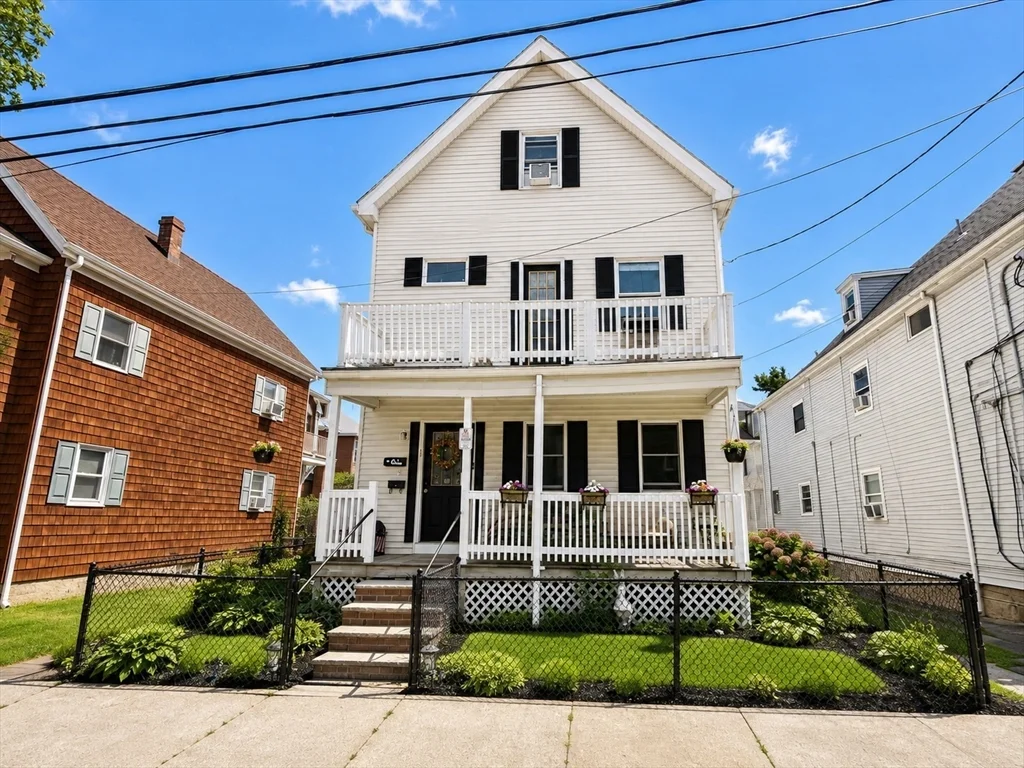 2 bed, 1 bath apartment for rent at 23 Knowlton St Unit 1, East Somerville
