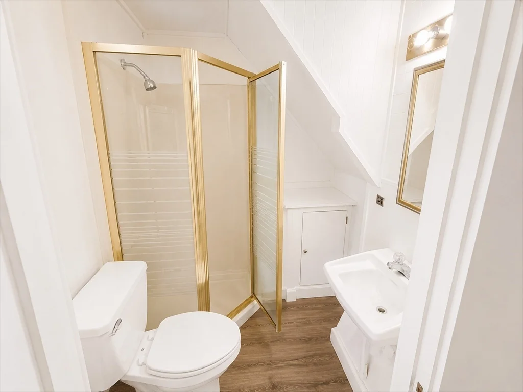 2 bed, 1 bath apartment for rent at 23 Knowlton St Unit 1, East Somerville — photo 12 of 14