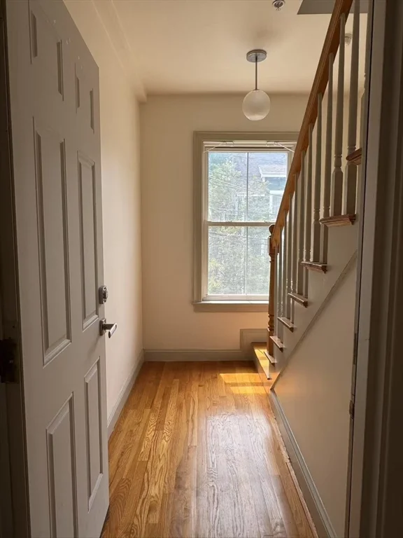 1 bed, 1 bath apartment for rent at 23 Lake St Unit 3, Union Square — photo 2 of 14