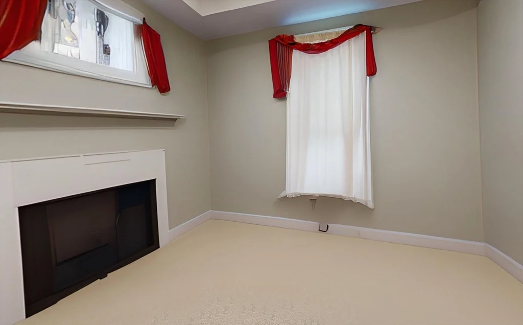 2 bed, 1 bath apartment for rent at 23 Lake Unit 2, Union Square — photo 7 of 10