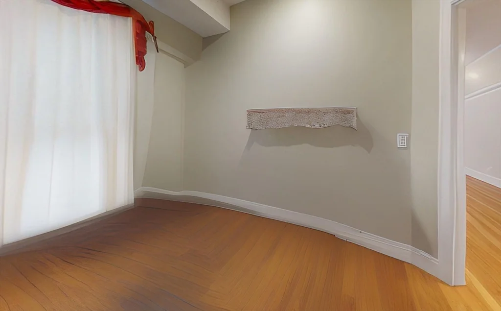 2 bed, 1 bath apartment for rent at 23 Lake Unit 2, Union Square — photo 6 of 10