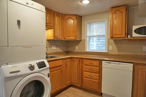 1 bed, 1 bath apartment for rent at 23 Lambert St Unit 01, East Cambridge — photo 2 of 10