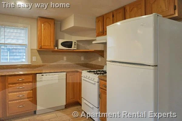 1 bed, 1 bath apartment for rent at 23 Lambert St Unit 1, East Cambridge — photo 1 of 8