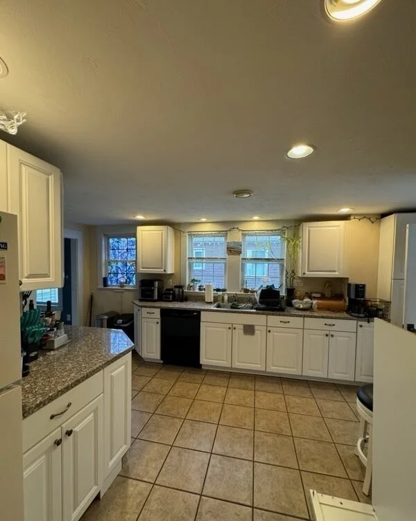4 bed, 1 bath apartment for rent at 23 Laurel St Unit 1, Watertown — photo 10 of 17