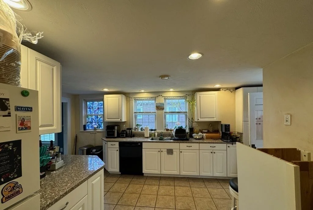 4 bed, 1 bath apartment for rent at 23 Laurel St Unit 1, Watertown — photo 8 of 17