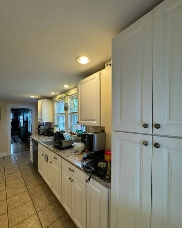 4 bed, 1 bath apartment for rent at 23 Laurel St Unit 1, Watertown — photo 11 of 17